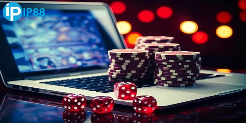 Đảm bảo an toàn thông tin là trách nhiệm chung của cả người dùng lẫn nền tảng